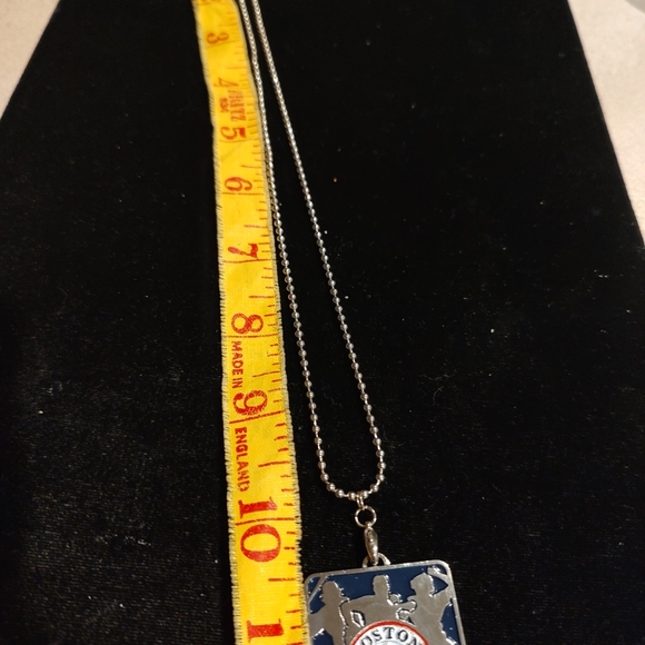 Show off your team spirit with this Boston Red Sox pendant from The Boston Globe - Picture 7 of 8